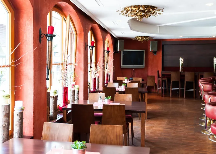 Der Waldhof Целль-ам-Зе