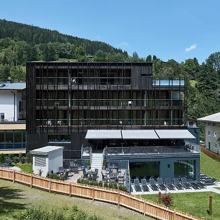 Hotell Der Waldhof Zell am See